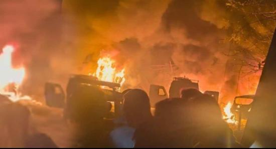 ඉන්දියාවේ ශ්‍රීනගර්හි පොලිස් ස්ථානයක පිපිරීමක්